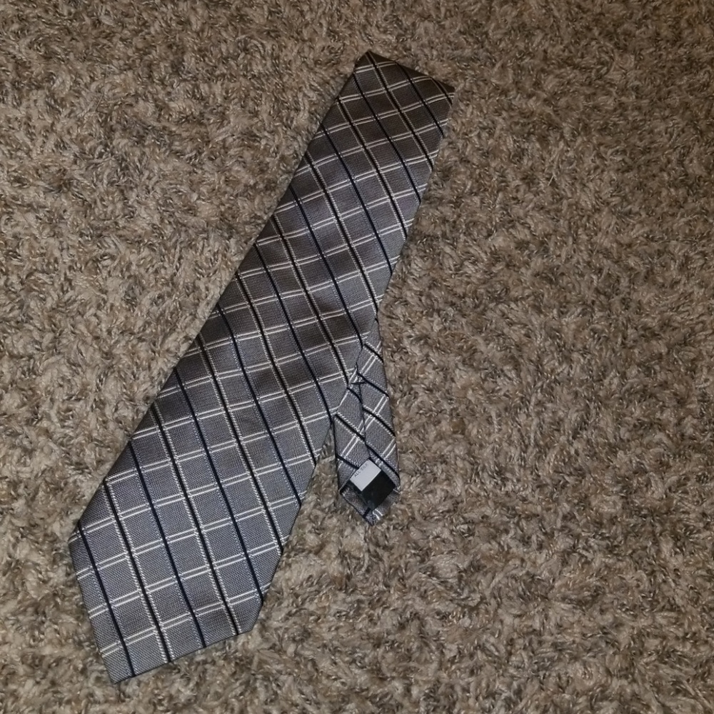 Van Heusen Tie